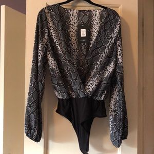 Snake print bodysuit- size L